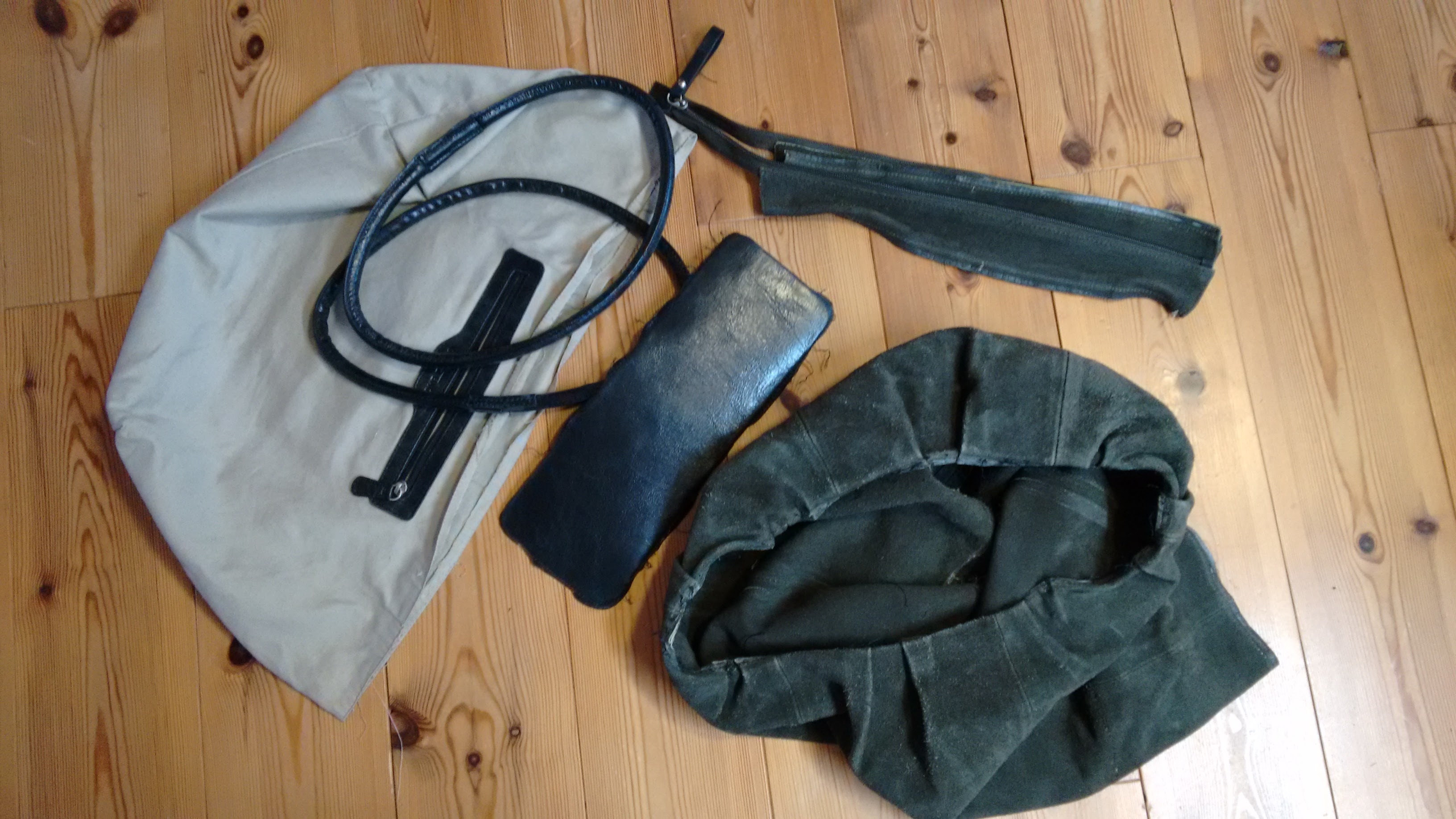 Leder Tasche zu Samttasche Leder Tasche zu Samttasche