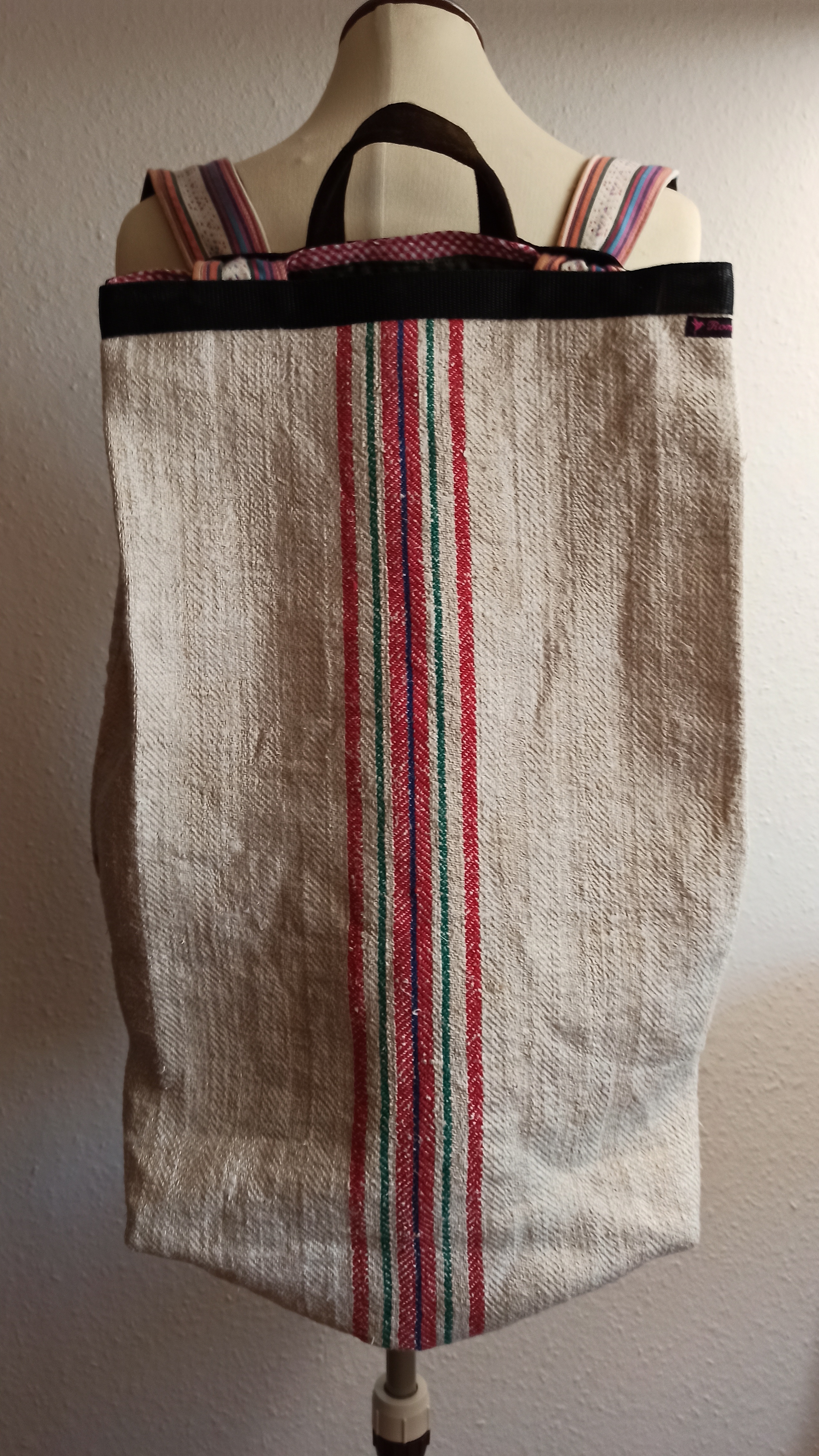 Rucksack aus altem Mehlsack Rucksack aus altem Mehlsack